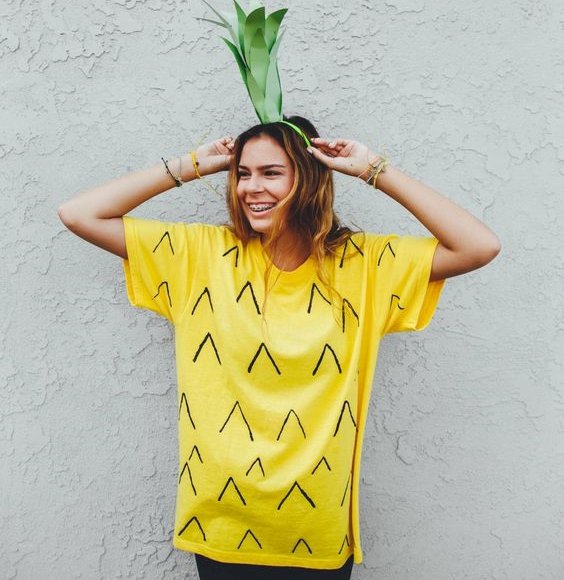 yellow, clothing, t shirt, hairstyle, spring,