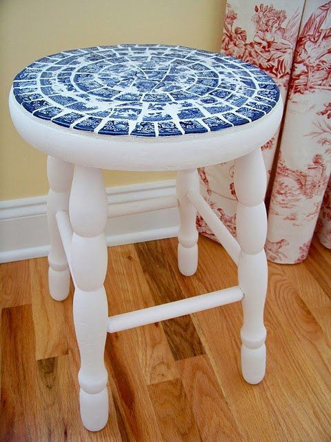 Mosaic Stool Makeover