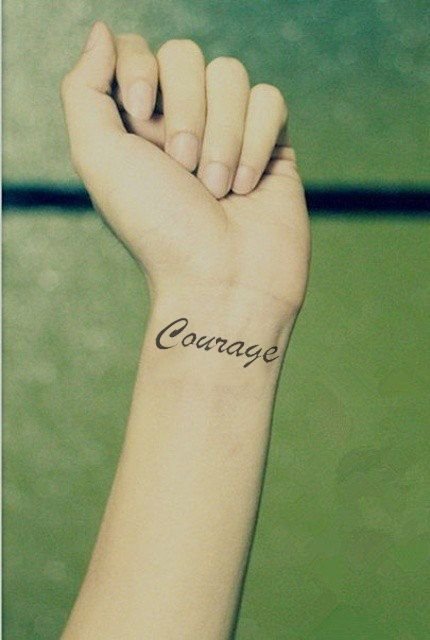 Inspirant 47 Tatouages Citation Qui Feront Que Vous Voulez Obtenir Encree