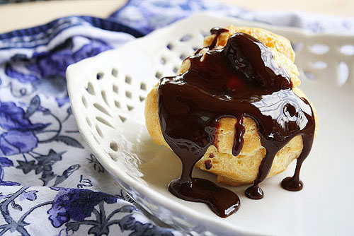 Cream Puffs with Dark Chocolate Sauce