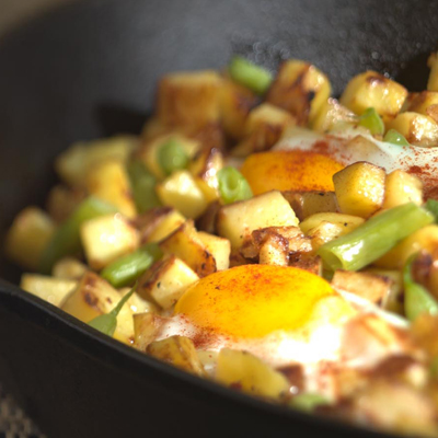 Crispy Potatoes with Green Beans and Eggs