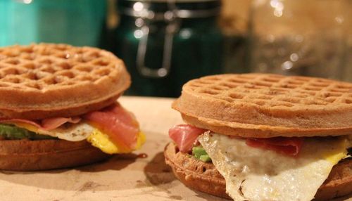 AvoEggo Sandwich