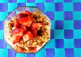 Strawberry Breakfast Parfaits