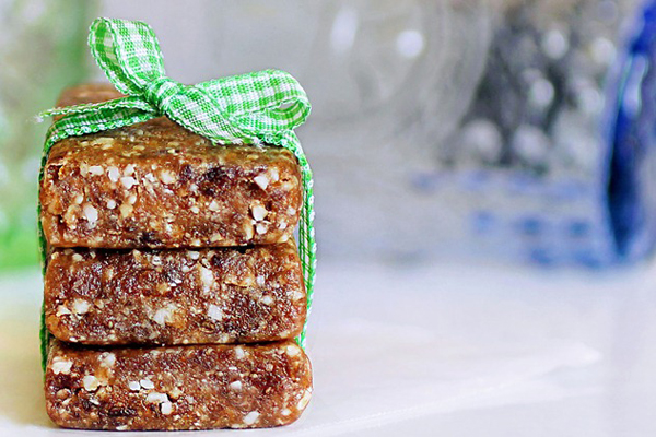 Oatmeal Raisin Cookie Larabars