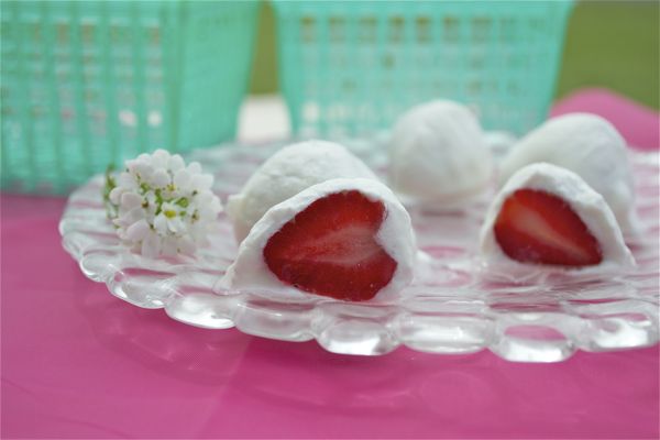 Vanilla Yogurt Strawberries