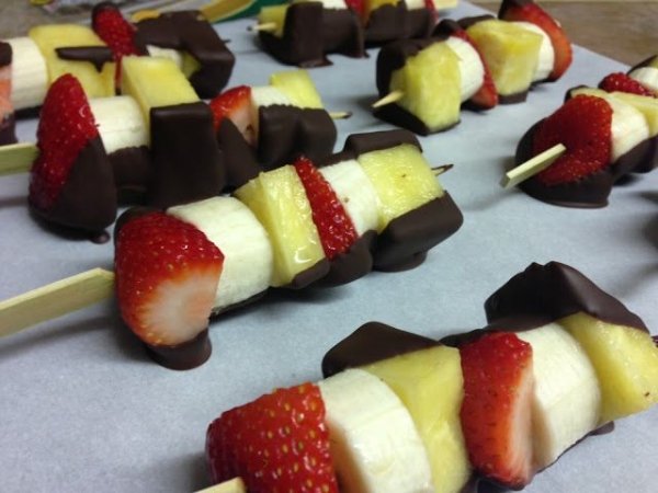 Chocolate Covered Banana Split Skewers