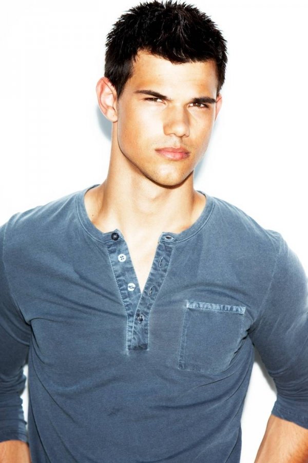 Taylor Lautner