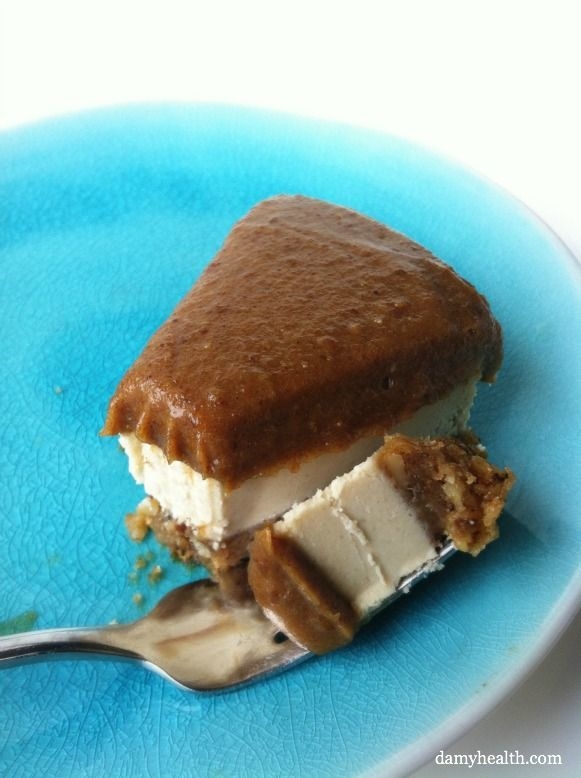 Caramel Blondie Brownie Cheesecake