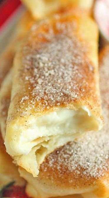 Fried Cheesecake Roll Ups