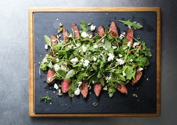 Arugula Salad with Grilled Steak, Feta and Dried Goji Berries