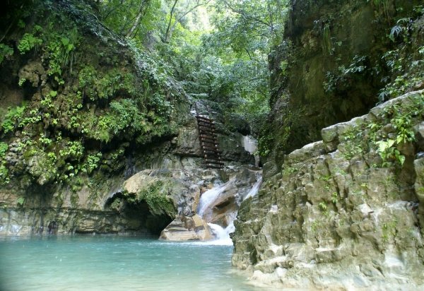 Totally Tropical Trekking in Dominica