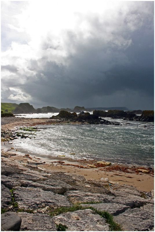 sky,shore,coast,sea,body of water,