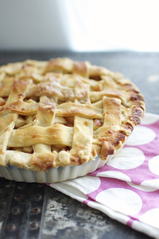 GRANDMA OPLE'S FAMOUS APPLE PIE