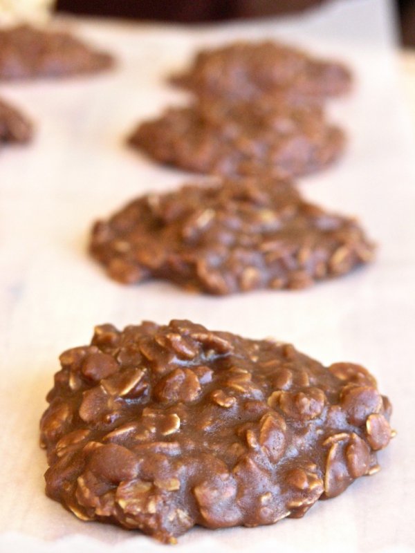 Chocolate Peanut Butter No Bake Cookies