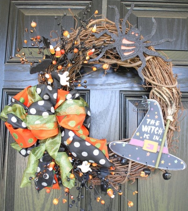 Spooky Halloween Wreath