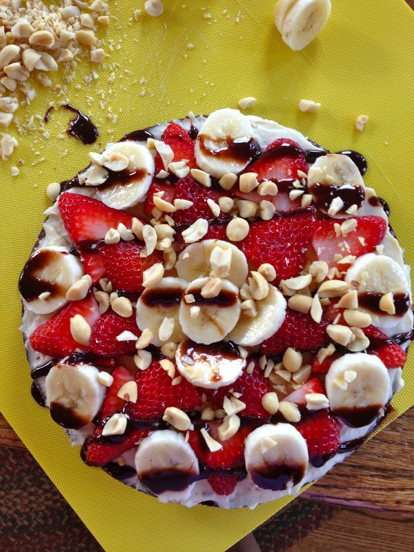 Banana Split Brownie Pizza