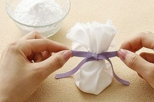 Another Way to Deal with Smelly Shoes - Baking Soda