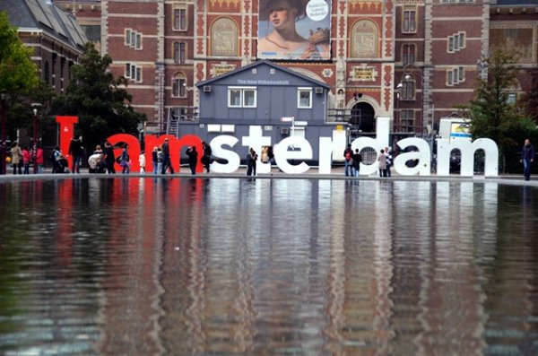 I AMsterdam Sign