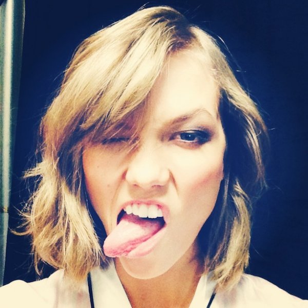 @karliekloss Makes a Funny Face