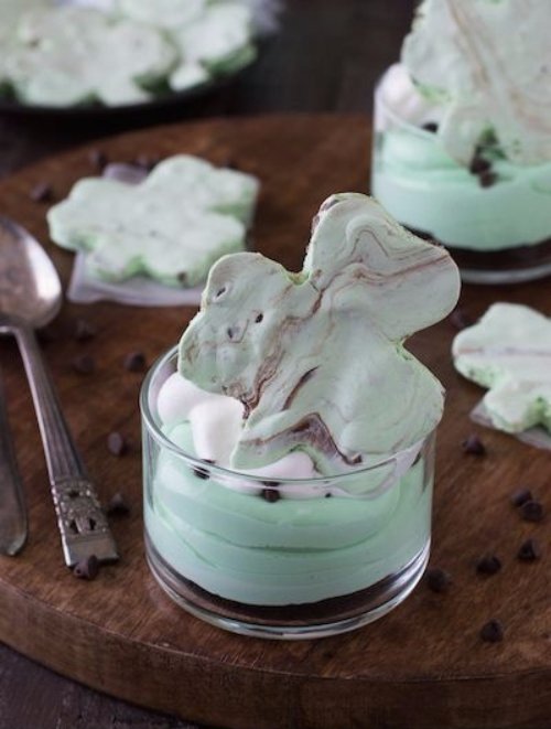 No Bake Mint Chocolate Chip Shamrock Cheesecake
