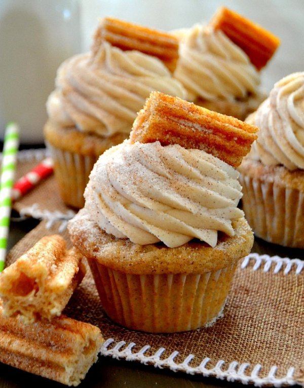 dessert, food, buttercream, cupcake, flavor,