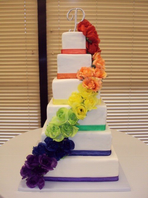 wedding cake,cake,food,cake decorating,dessert,