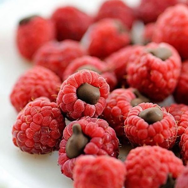 food, berry, raspberry, fruit, plant,