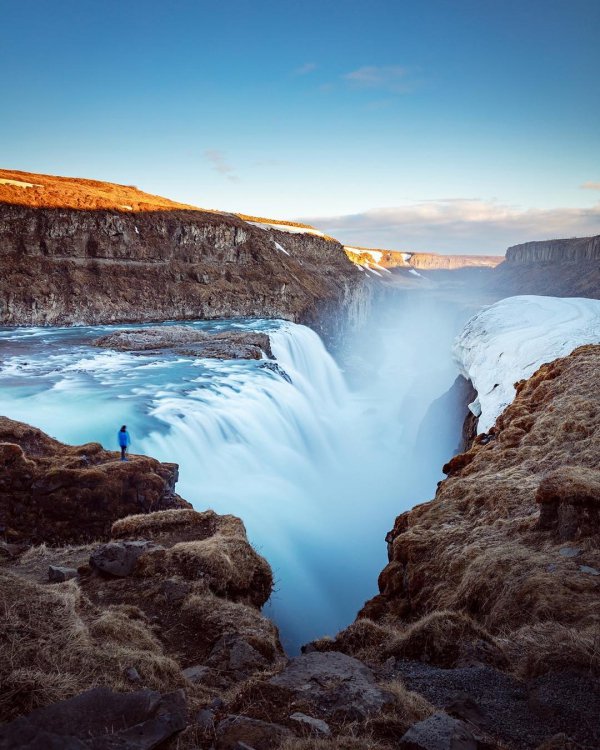 Body of water, Waterfall, Nature, Water, Water resources,