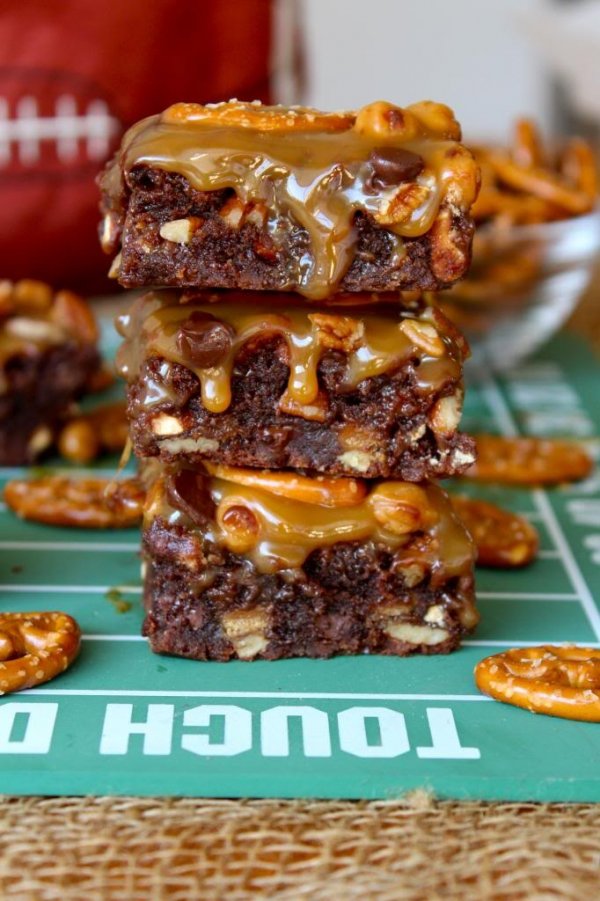 Salted Pretzel Caramel Brownies