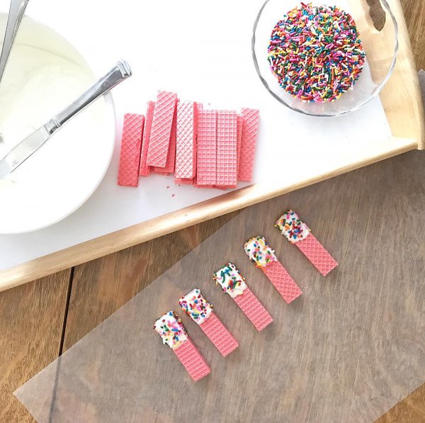 Pink, Food, Fashion accessory, Tableware, Masking tape,