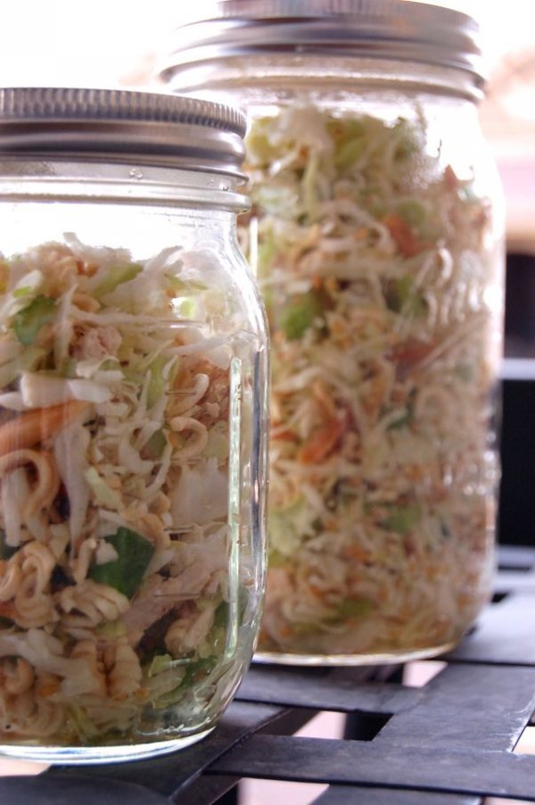 Healthy Asian Salad in a Jar