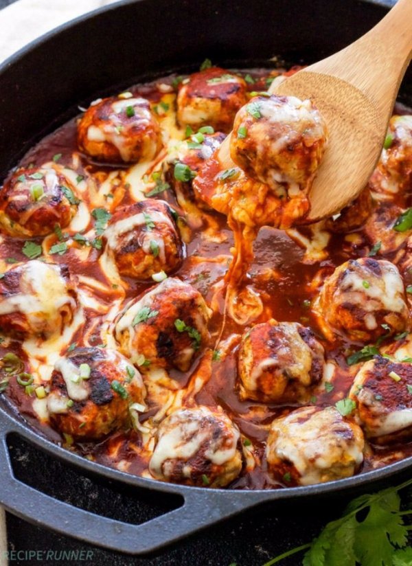 Skillet Enchilada Meatballs