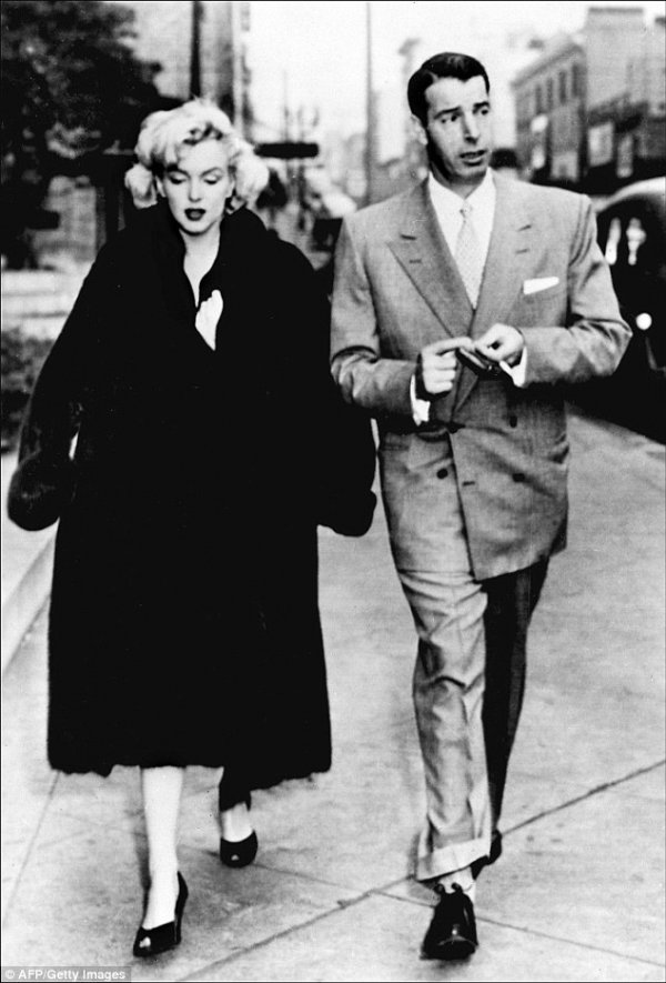 Marilyn Monroe and Joe DiMaggio