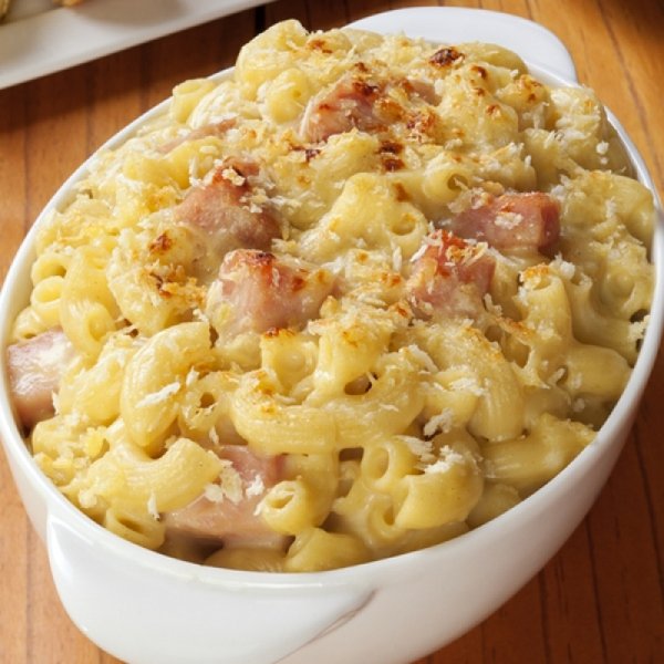 Warm Ham and Cheese Macaroni Bake