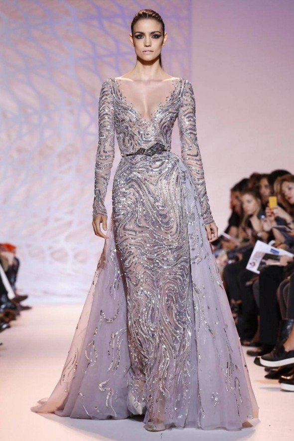 fashion,wedding dress,runway,bridal clothing,gown,