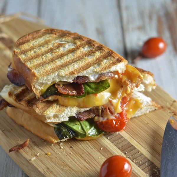 17 Things to Add to Spice up a Plain Old Grilled Cheese Sandwich ...