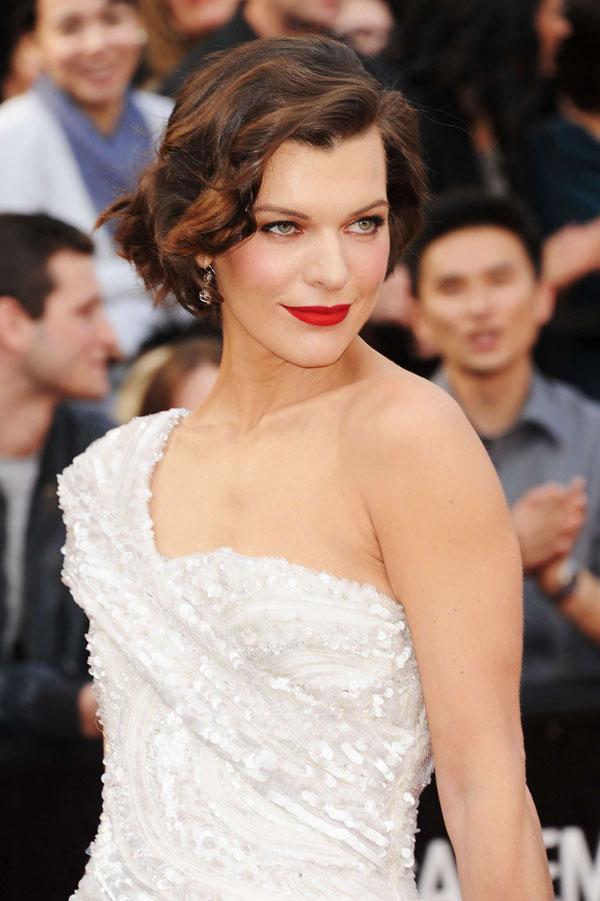 Mila Jovovich 1930’s Glam