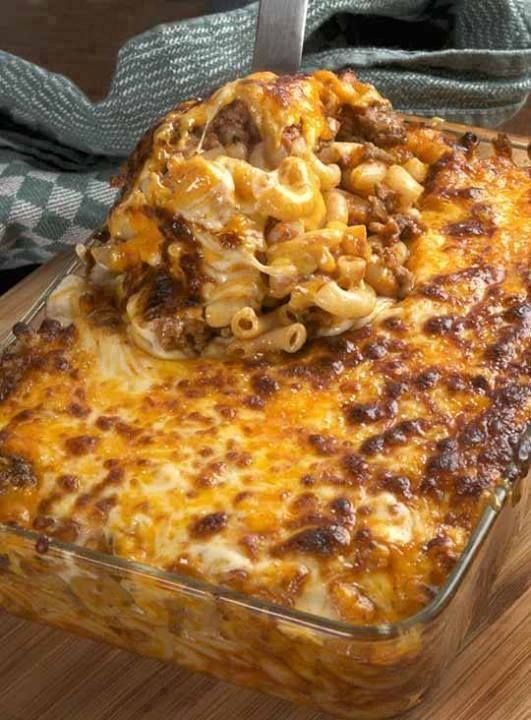 Macaroni and Beef Cheese Casserole