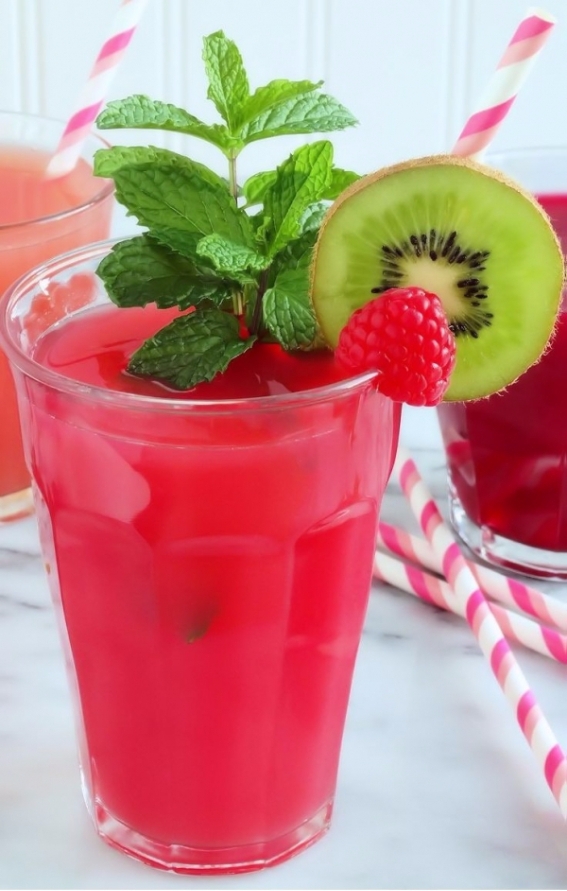 Pink Lady Skinny Detox Power Juice