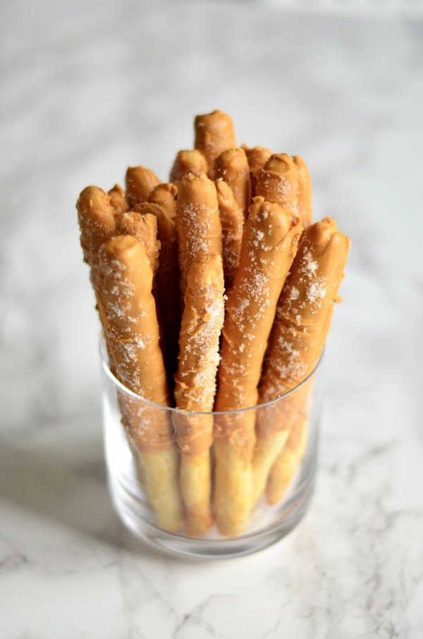 food, dessert, dish, snack food, baked goods,