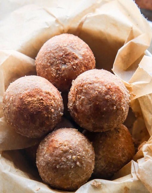 Cinnamon Vanilla Breakfast Protein Bites