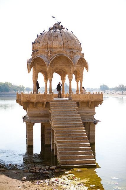 Gadi Sagar Lake, Jaisalmer