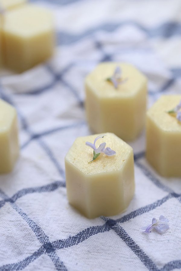 Shimmering Body Butter Bars