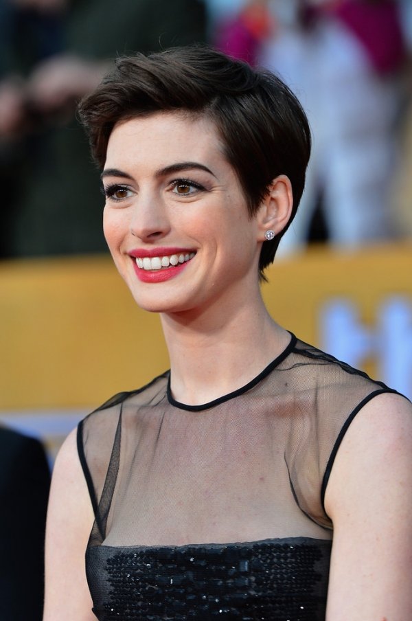 Anne Hathaway