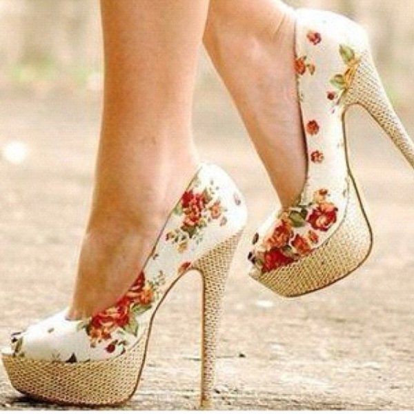 high heeled footwear,footwear,shoe,leg,spring,