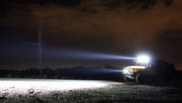 Clear Foggy Lights with Toothpaste