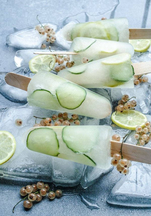 Cucumber & Gin Tonic Popsicle