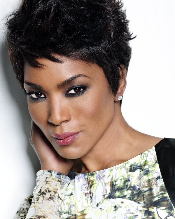 Angela Bassett