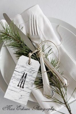 Evergreen Place Settings