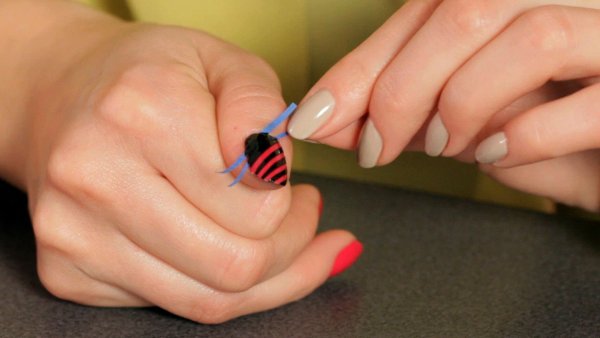 Paint Designs on Nails